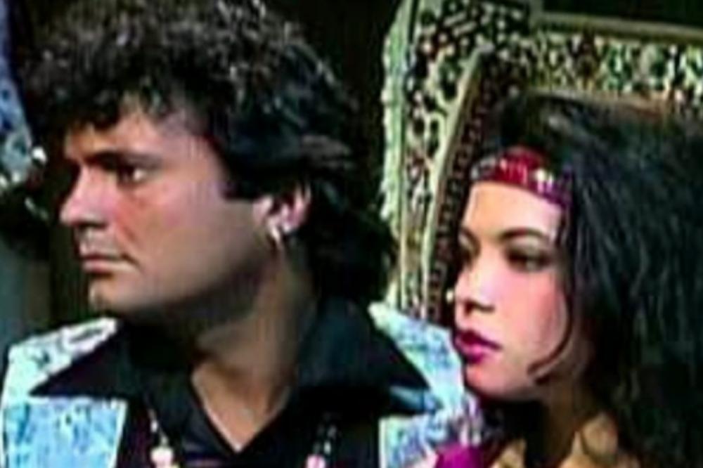 NA DANAŠNJI DAN JE RANDU IGNJASIJA GAĐAO NOŽEVIMA ZBOG KASANDRE: Vođu cirkusa danas SIGURNO ne biste prepoznali!