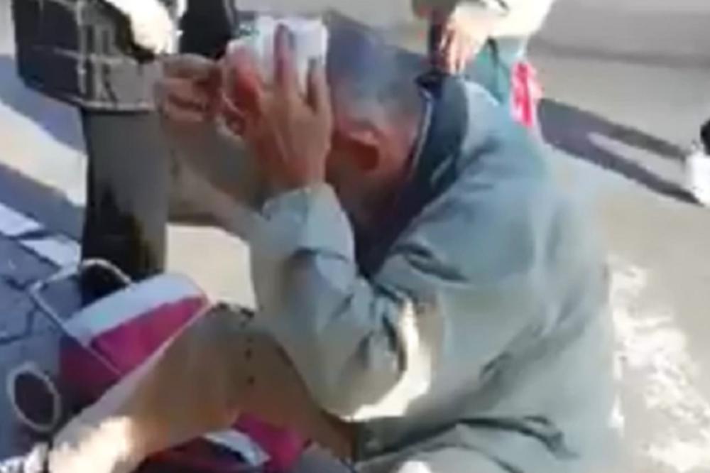 UZNEMIRUJUĆA SCENA NA ZELENOM VENCU: Muškarac UDARIO GLAVOM, pa završio na podu U LOKVI KRVI! (VIDEO)