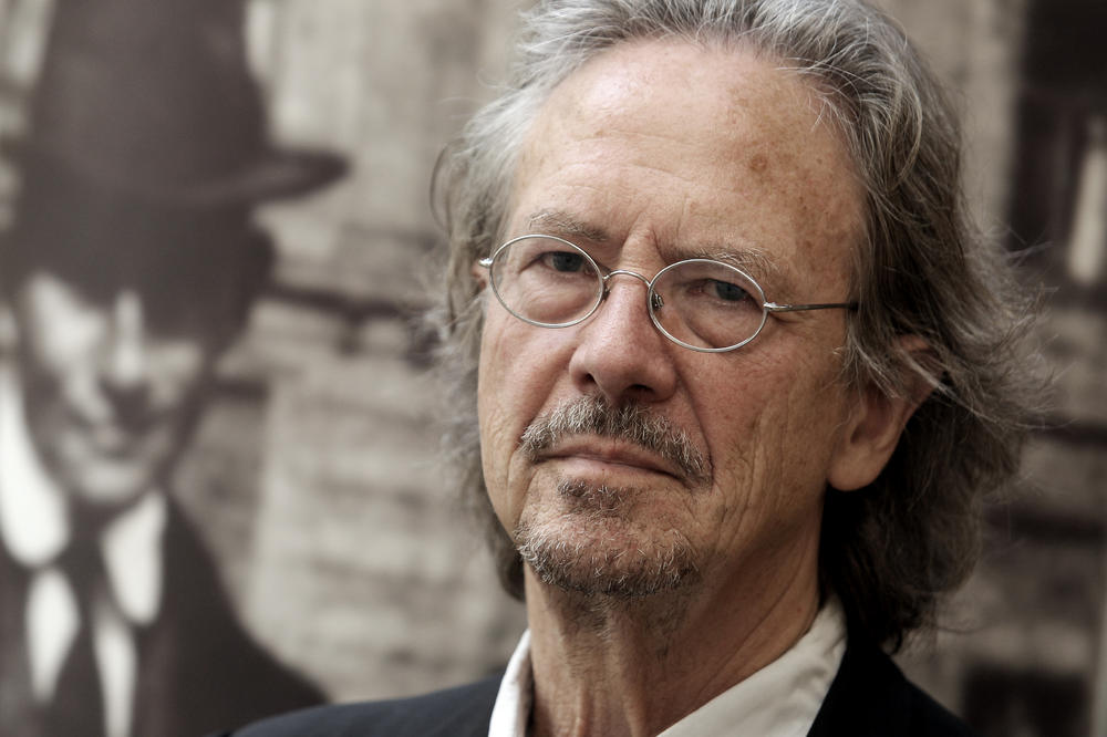 OVO JE TEKST ZBOG KOGA SU SRBI KIVNI NA NOBELOVCA HANDKEA: Nastao je 1996. godine! Nije imao MILOSTI!