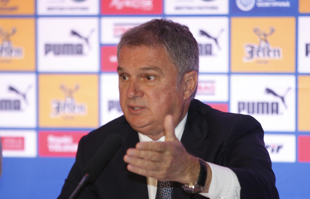 Ljubiša Tumbaković  