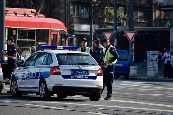 AKO VOLITE DA JURCATE KOLIMA, SAD STE NAGRABUSILI! Od danas SAOBRAĆAJNA POLICIJA uvodi OVE MERE!