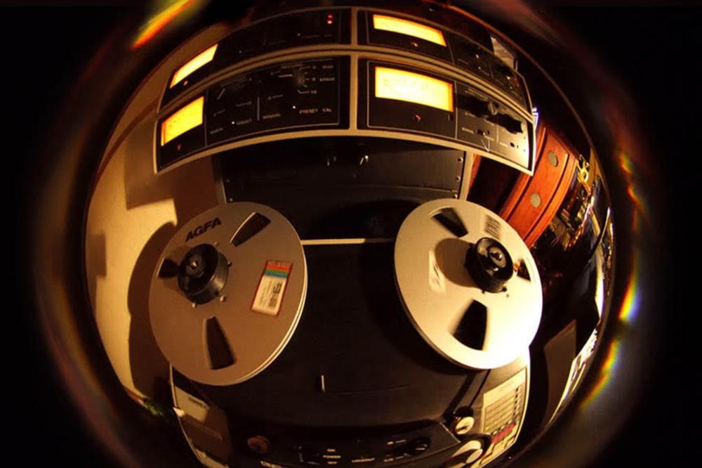 Neil Young najavio jednodnevno prikazivanje dokumentarca Mountaintop i  izlazak novog albuma Colorado