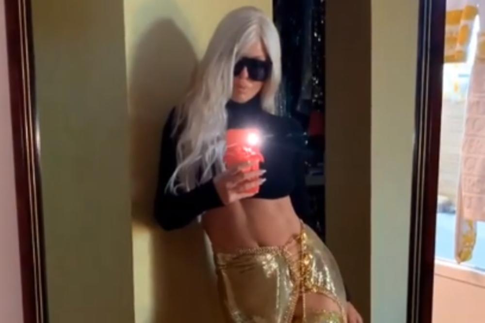 OVAKO JE ZAISTA SMRŠALA JELENA KARLEUŠA! Bez operacija i INJEKCIJA: Jedna stvar u njenom DORUČKU svima BODE OČI