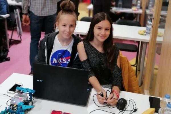UČENICE IZ VRANJA SU PONOS SRBIJE: Pobedile na takmičenju robotike u Zagrebu, a sad odlaze u KINU