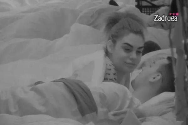 MINA OPET LETI S CVETA NA CVET! NJOJ NIŠTA NE TREBA VEROVATI: Završila je U KREVETU s dečkom NAJBOLJE DRUGARICE!