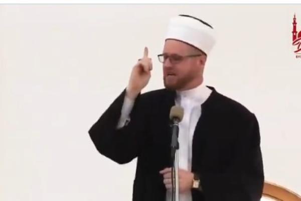 BOLJE JESTI KRMETINU NEGO IĆI U SPORTSKU KLADIONICU: Efendija HALILOVIĆ je HIT na DRUŠTVENIM MREŽAMA (VIDEO)