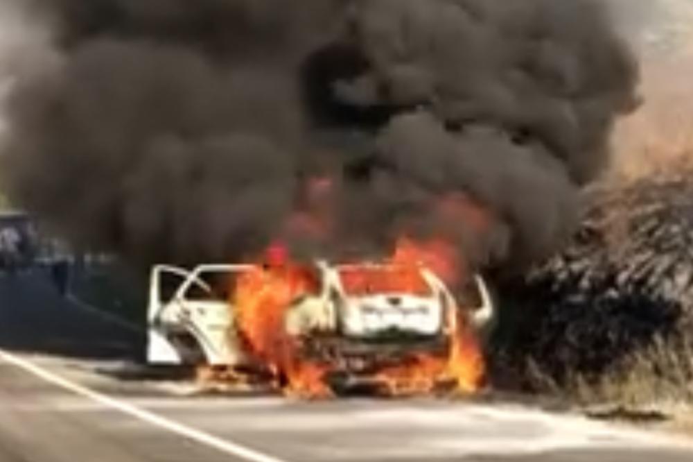 HOROR NA AUTO-PUTU ZA NIŠ! Izgoreo auto! U njemu bio bračni par sa dvoje dece! (VIDEO)