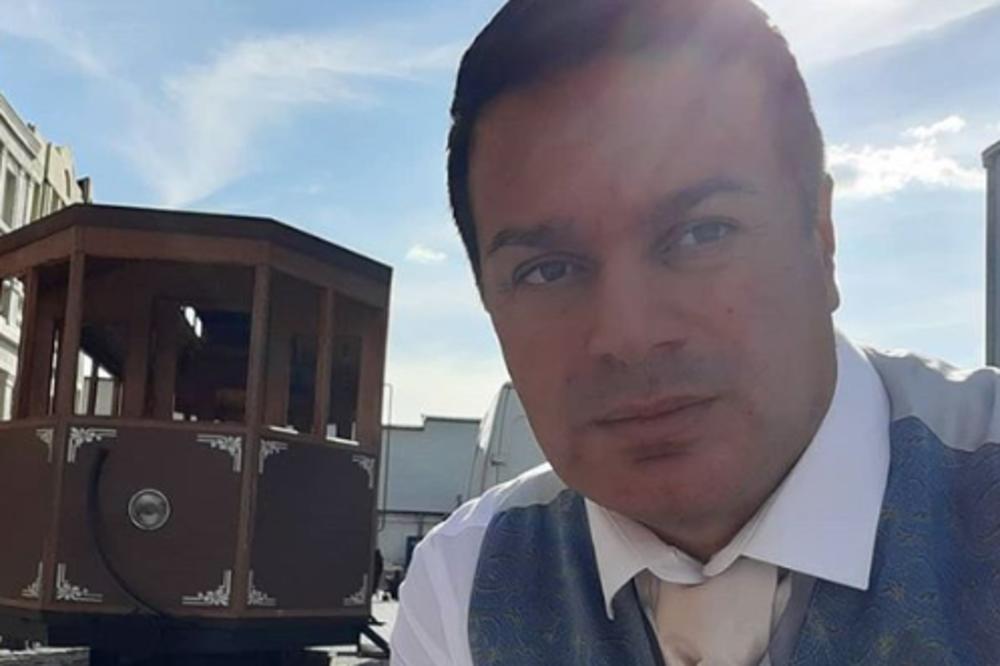 OTKRIVEN JOŠ JEDAN ČLAN PORODICE ĐOGANI! Svaki dan ga gledate u SERIJI CRVENI MESEC - ovo je Dario Đogani!