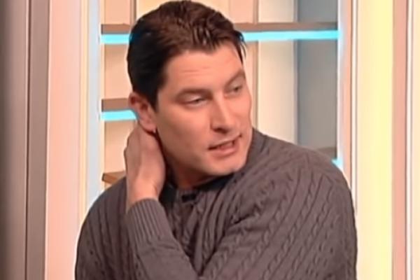 ONE NISU POZNATE I NE EKSPONIRAJU SE JAVNO: Niko ne zna da ovaj srpski glumac ima BLIZNAKINJE koje uopšte NE LIČE!