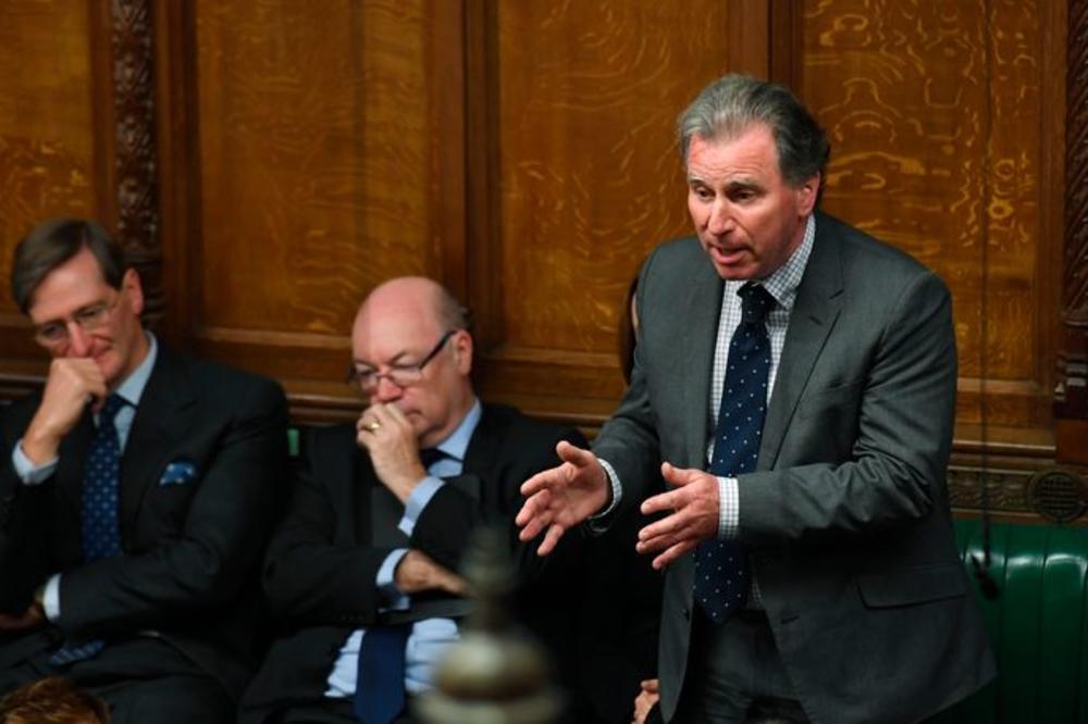 Ko je čovek koji je sa samo 26 reči pokvario planove Borisa DŽONSONA: Svi ga znaju kao GOSPODINA LJUBAZNOG