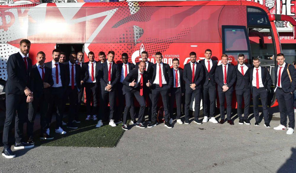 Igrači Zvezde pred put u London  