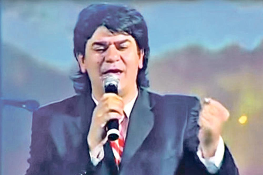 BURAN ŽIVOT POKOJNOG PEVAČA: Pio je 2 LITRE VOTKE DNEVNO, ženio se 3 puta