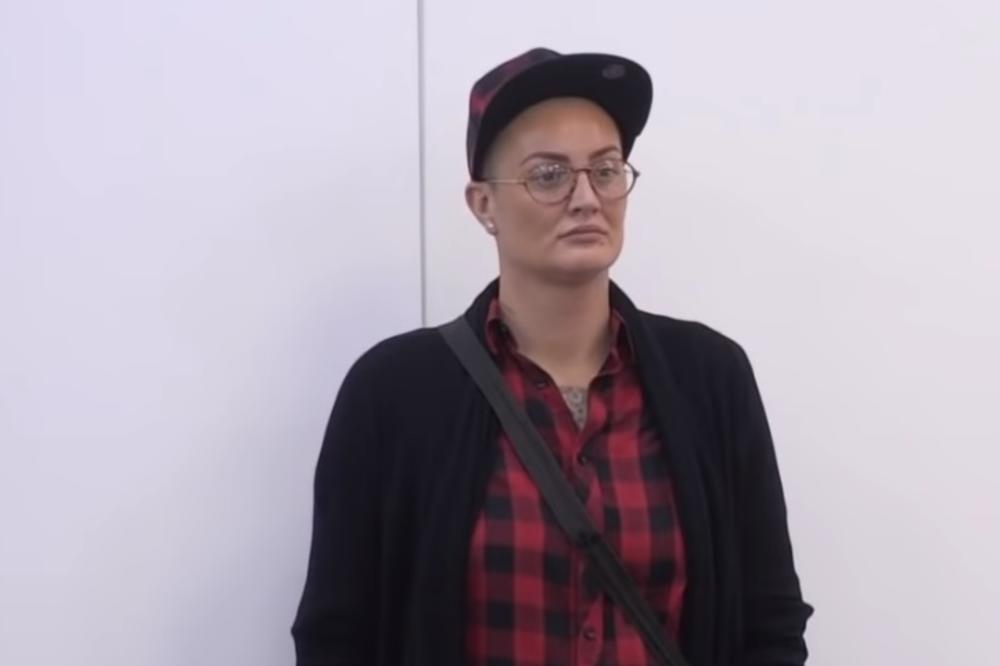 SUZANA ISKORISTILA ZADRUGARKU ZA SE*S: Isplivali svi detalji LEZBO AFERE! Napila ju je, pa odvukla u KREVET! (FOTO)