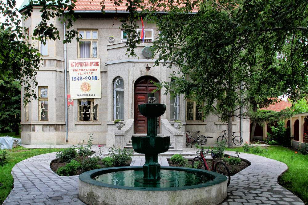 10.000 KNJIGA OD IZUZETNOH ZNAČAJA NALAZI SE U OVOJ ZGRADI: Ovo je njen istorijat!