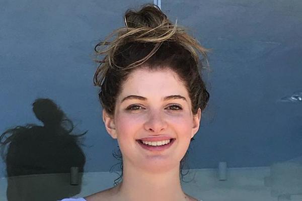 TRAGEDIJA! PREDOZIRALA SE ĆERKA (21) ŠAMPIONA FORMULE 1: Lepotica anđeoskog lica se nije izborila s ličnim demonima