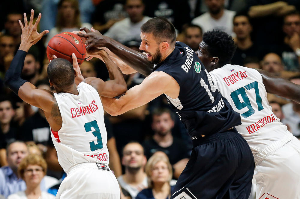 NIŠTA OD PRVOG MESTA: Partizan poražen od Lokomotive!