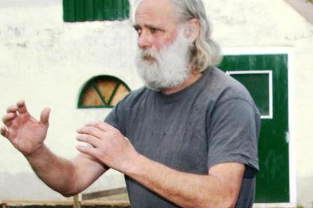 SVOJE ŠESTORO DECE JE UBEDIO DA SU POSLEDNJI LJUDI NA ZEMLJI: Otac ih je zlostavljao na nezamislivo užasne načine!