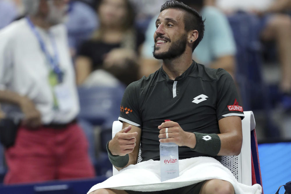 DŽUMHUR KAŽNJEN ZBOG SAMOVOLJNOG ODLASKA S MEČA: ATP pokrenuo istragu zbog skandaloznog ponašanja tenisera iz BiH!