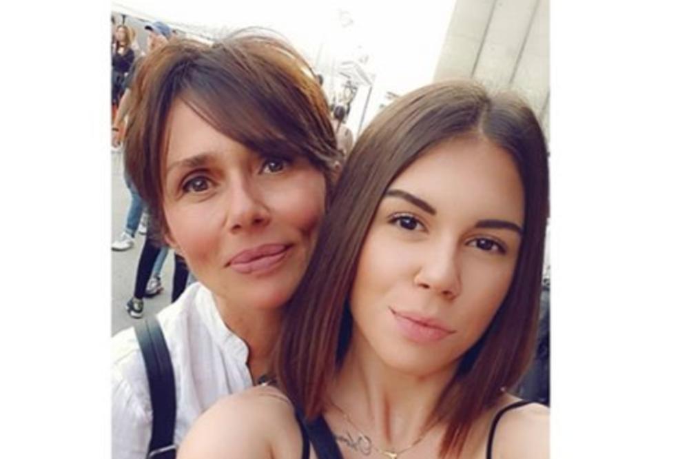 TURBULENTAN ODNOS JASNE ŠEKARIĆ SA ĆERKOM: Išle su kod PSIHIJATRA, Lea joj je zabranila da ima muškarca pored sebe