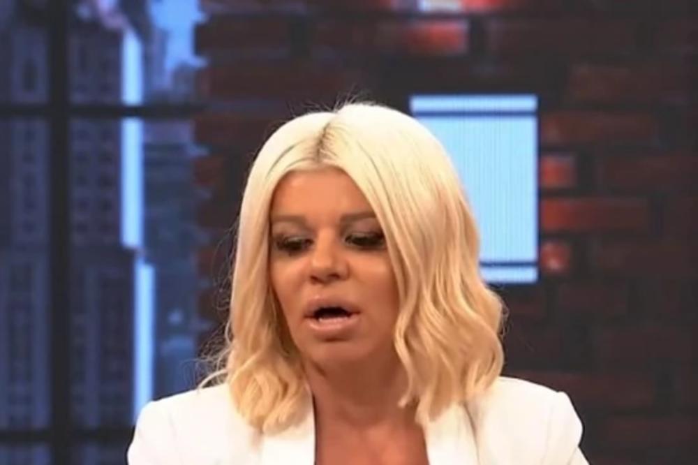 DARA IZ SVE SNAGE UDARILA NA PEVAČICU: Ispozivala ju je kao NIKOG DO SADA, A RAZLOG JE ŠOKANTAN!