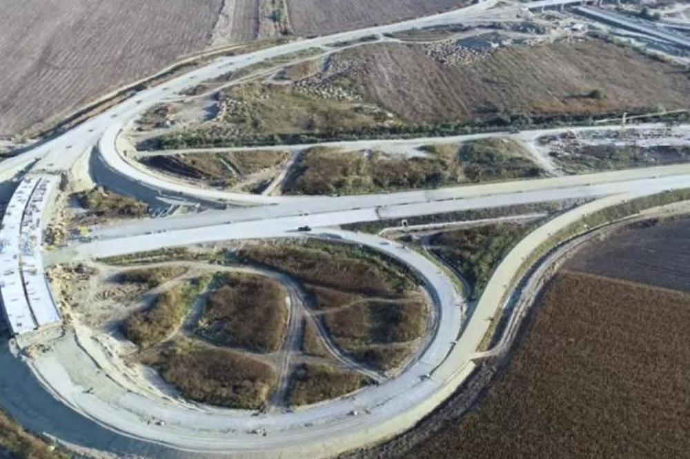 DO KRAJA GODINE BIĆE GOTOV AUTO-PUT od SURČINA do OBRENOVCA: Pogledajte kako je tamo sada (FOTO) (VIDEO)