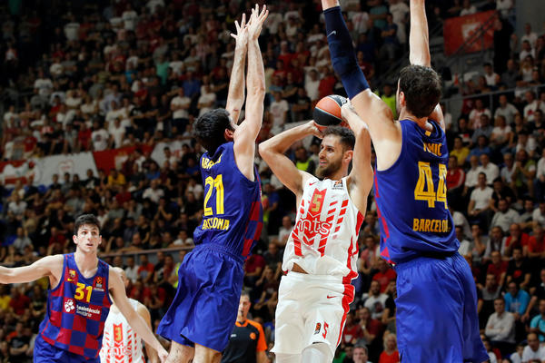 GAVRILOVIĆ NIJE USPEO: Barsa posle preokreta potopila Crvenu zvezdu u punom Pioniru!