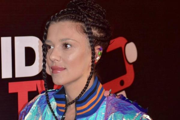 ŠTA JE S VAMA, LJUDI?! KOGA VI ZA*EBAVATE?! Žena zbog Kije PROMENILA IME, pa se pohvalila! NOVI NIVO FANATIZMA!