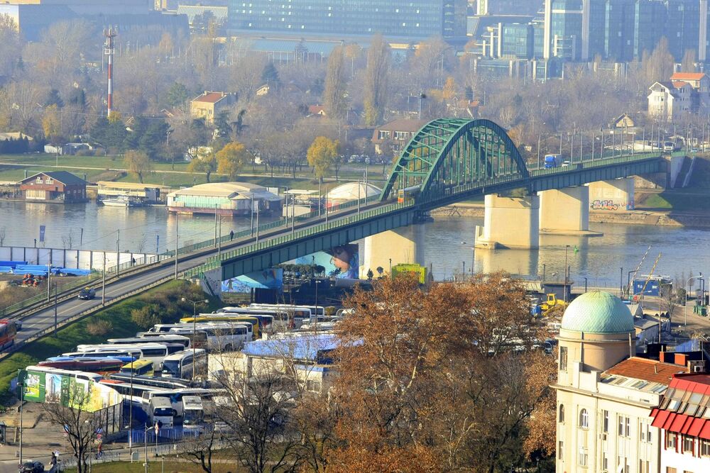 Počelo uklanjanje luka Starog savskog mosta: Oglasio se inženjer