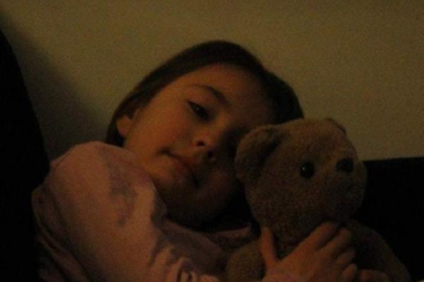 DANIMA SU TRAŽILI NESTALU DEVOJČICU: Kada je policija upala u zgradu, zatekla je UŽAS! (FOTO)