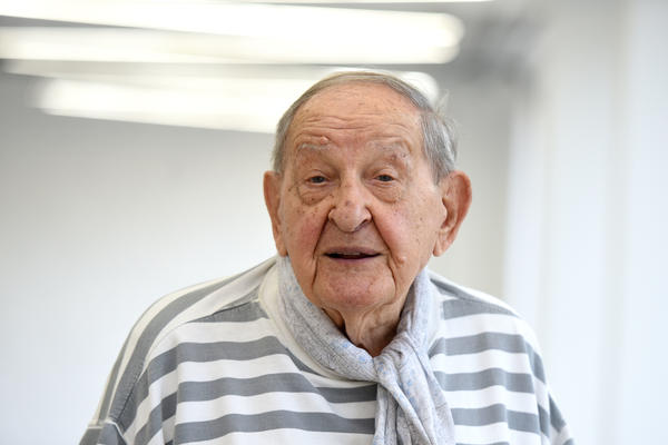 ŽENA ME SE ODREKLA DOK SAM BIO NA GOLOM OTOKU: To joj nikad nisam oprostio! POZNATI GLUMAC BIO JE U LOGORU