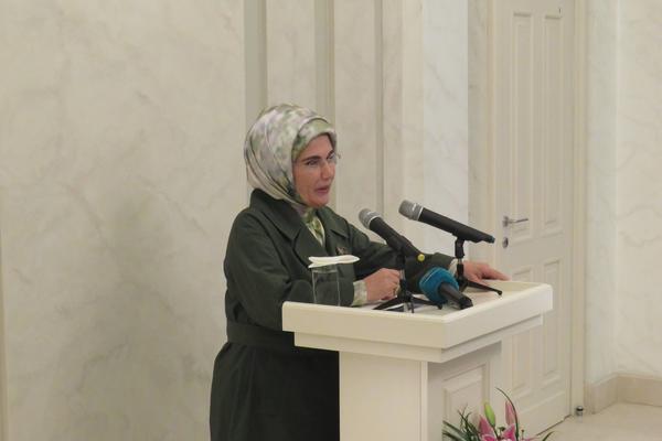 OBJAVLJENE NAJNOVIJE VESTI I TIČU SE ERDOGANOVE ŽENE: Mnogi će biti u ŠOKU!