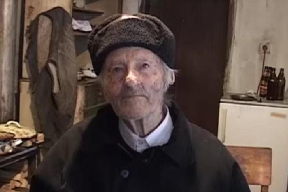 JEDE BUREK, PIJE PIVO, VISI U KAFANI! Stepan (105) je rođen pre PRVOG SVETSKOG RATA! Ipak, kaže da nema POROKE