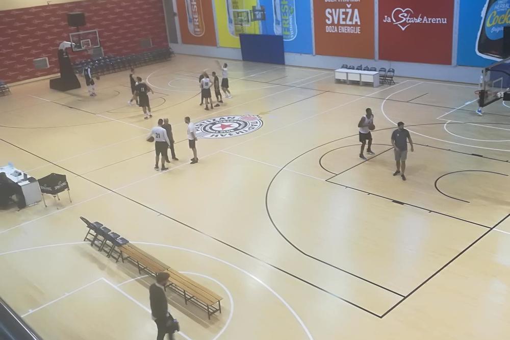 Ponovo radi metla u Partizanu!