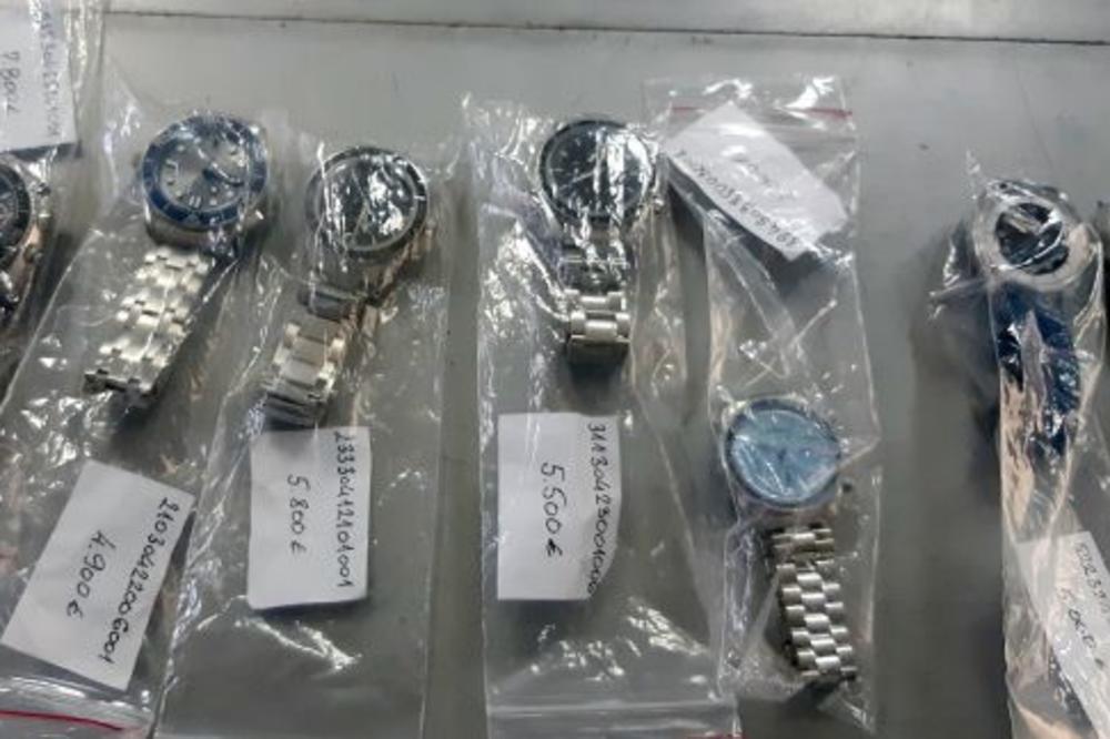 VOZAČ TVRDI DA JE PREVOZIO POŠILJKU OD BEOGRADA DO BEČA! Carinici mu pronašli satove od 70.000 EVRA! (FOTO)