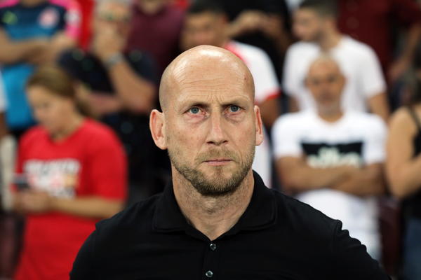 JAP STAM JE OVIM REČIMA DAO OTKAZ: Ovim fudbalerima ni Gvardiola ne bi pomogao, pobegao bi plačući!