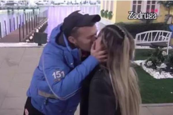 IVA NAPOKON SMUVALA KARIĆA, TOMOVIĆ IZGOREO OD LJUBOMORE: Evo kako je skretao pažnju Stefanu (VIDEO)
