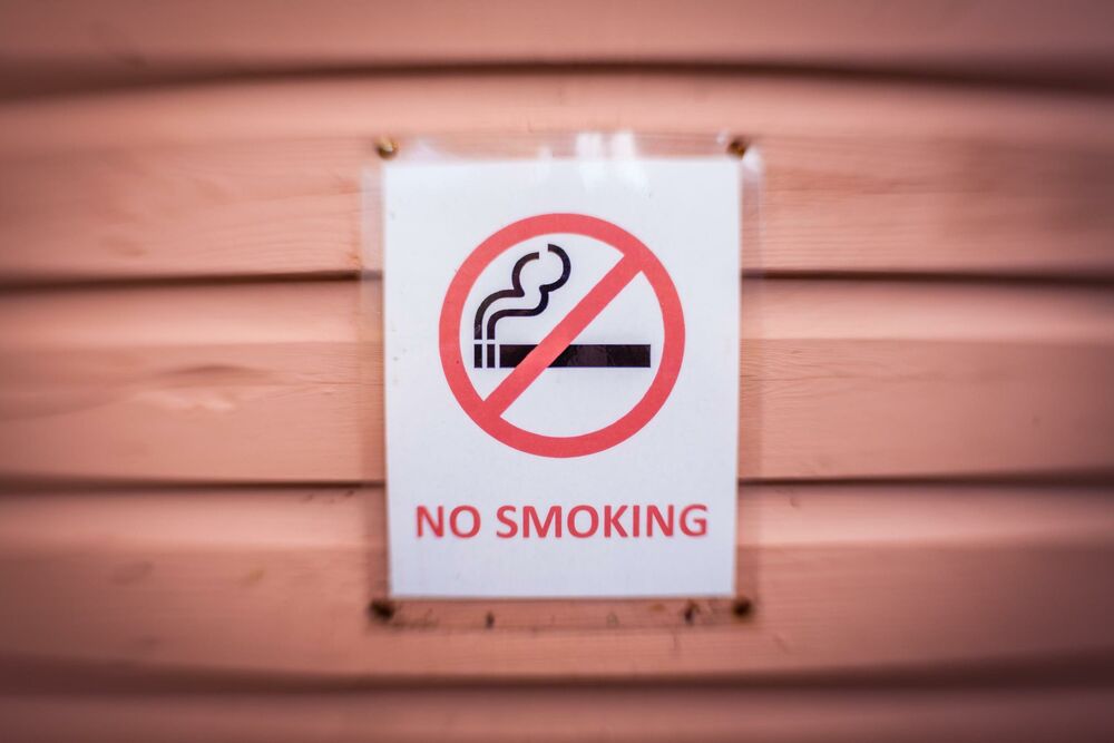 Zabranjeno pušenje, Znak, Zabrana pušenja