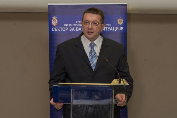 VETAR DUVA KA BUGARSKOJ, SITUACIJA NA STAROJ PLANINI BOLJA! Marić: Očekuje se da ćemo požar gasiti iz vazduha!