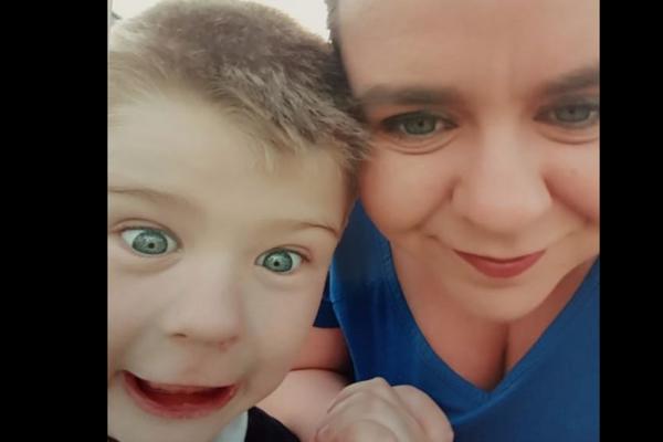 DEČAK SA AUTIZMOM NE ŽELI DA IZLAZI IZ KUĆE NAKON UŽASNE UVREDE U PREVOZU: Tinejdžer mu je rekao nešto ODVRATNO