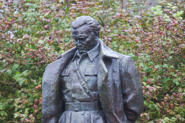 Sve muzičke zvezde SFRJ su snimile bar po 1 pesmu o TITU: Poslušajte nepoznate HITOVE Olivera, Nede, Đoleta, Brene