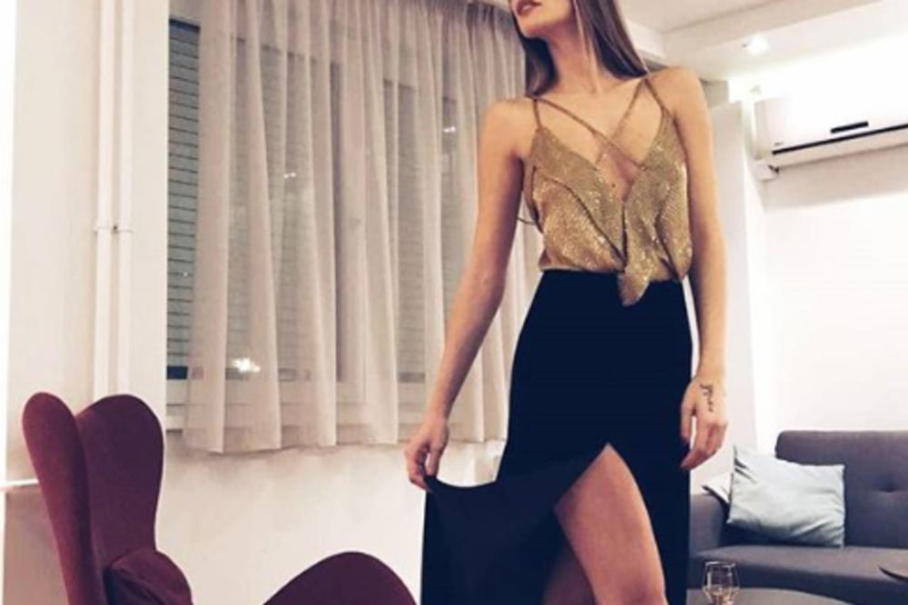 SVI SE OKREĆU ZA ŽENOM NAŠEG VODITELJA: Ona je najzgodnija mama, i najlepša među ženama poznatih ličnosti Srbije!