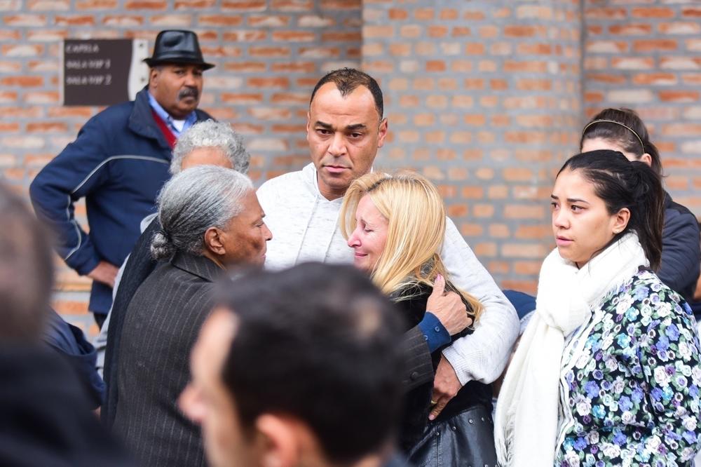 KAFU OTVORIO DUŠU POSLE SMRTI SINA: Ne mogu da vam opišem kakav je osećaj dok bacaš zemlju na leš svog deteta...