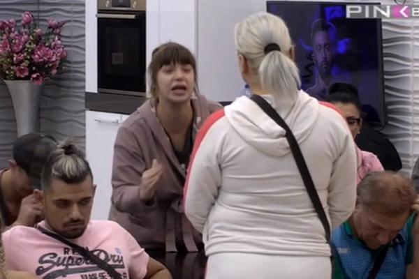 MARIJA URNISALA MILJANU, DOVELA JE DO NERVNOG SLOMA: Pusti me, dobiću IZLIV KRVI U MOZAK!