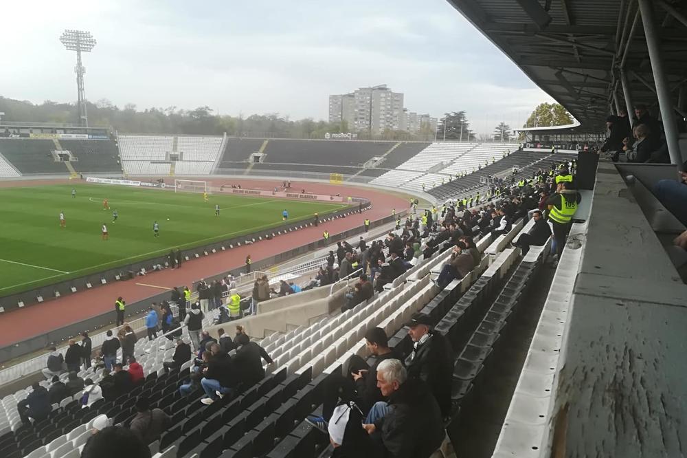 IPAK SU DOŠLI: Kimijevi Grobari se odjednom pojavili u Humskoj i nastala je ludnica!