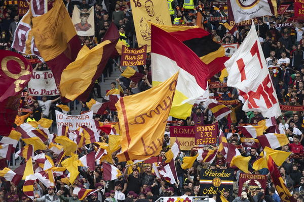 UMRO BIVŠI FUDBALER ROME: Srčani udar je bio koban po njega - nova tragedija u svetu fudbala!