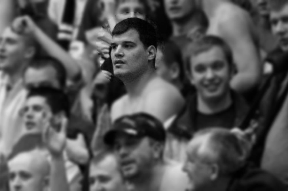 ZAORILA SE KIĆINA PESMA: Kimi i Grobari zapevali strofu koju je ubijeni vođa Alkatraza najviše voleo!