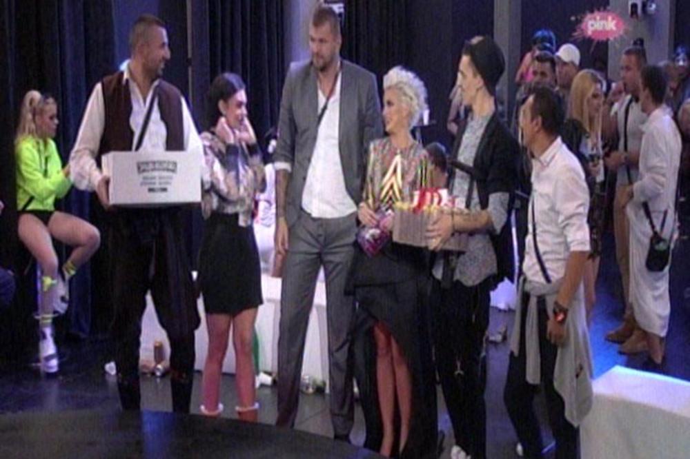 SRAMOTNO PONAŠANJE JANJUŠA I TOMOVIĆA! Gledaoci ih žestoko osudili: Sram da vas bude, BRUKO!