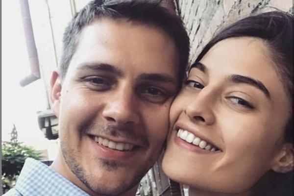 MILOŠ BIKOVIĆ POSTAJE OTAC! Glumac objavio FOTOGRAFIJU zbog koje društvene mreže GORE!