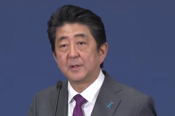 DRAMA NA NEBU IZNAD AZIJE: Požar u avionu sa PREMIJEROM JAPANA!