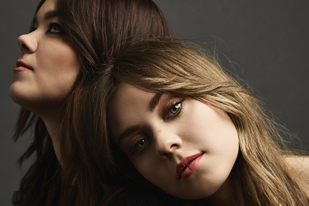 Kažete da country muzika nije vaša šolja čaja? Bez predrasuda, poslušajte ove devojke